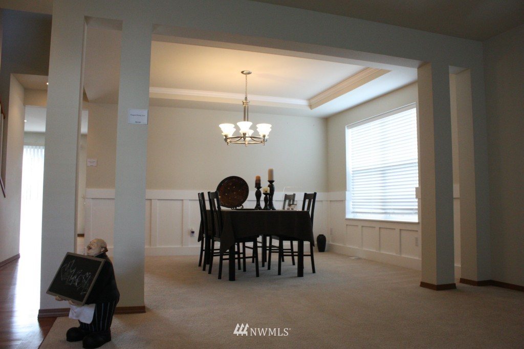 1721 Southeast 30th Place Renton, WA 98055 - Photo 9 of 19 Gallery Image 9