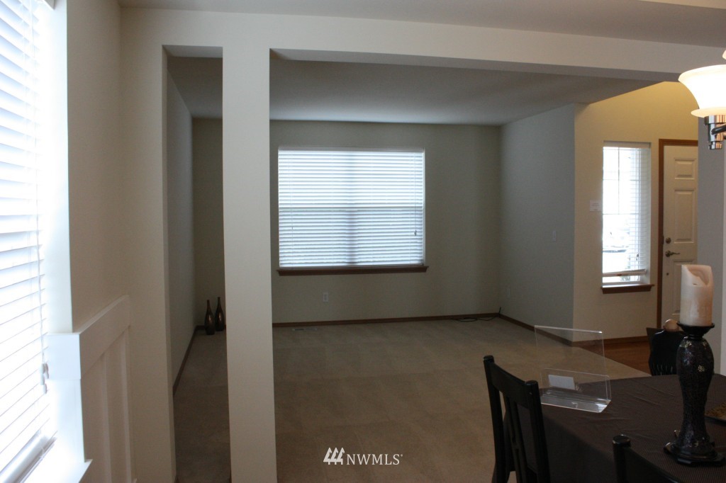 1721 Southeast 30th Place Renton, WA 98055 - Photo 10 of 19 Gallery Image 10