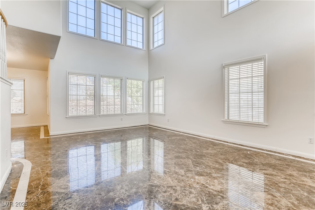 3981 Erva Street Las Vegas, NV 89147 - Photo 6 of 27