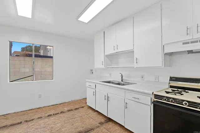 $980,000 | 447 Grand Avenue, Spring Valley, CA 91977