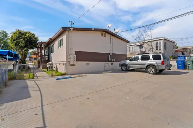 $980,000 | 447 Grand Avenue, Spring Valley, CA 91977