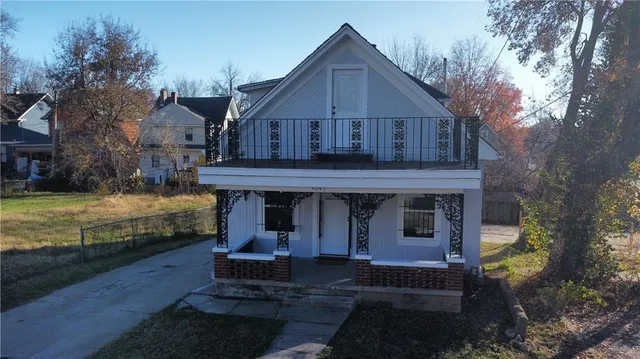 $265,000 | 1047 Quindaro Boulevard, Kansas City, KS 66104