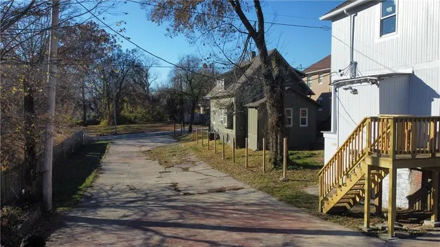 $279,000 | 1047 Quindaro Boulevard, Kansas City, KS 66104