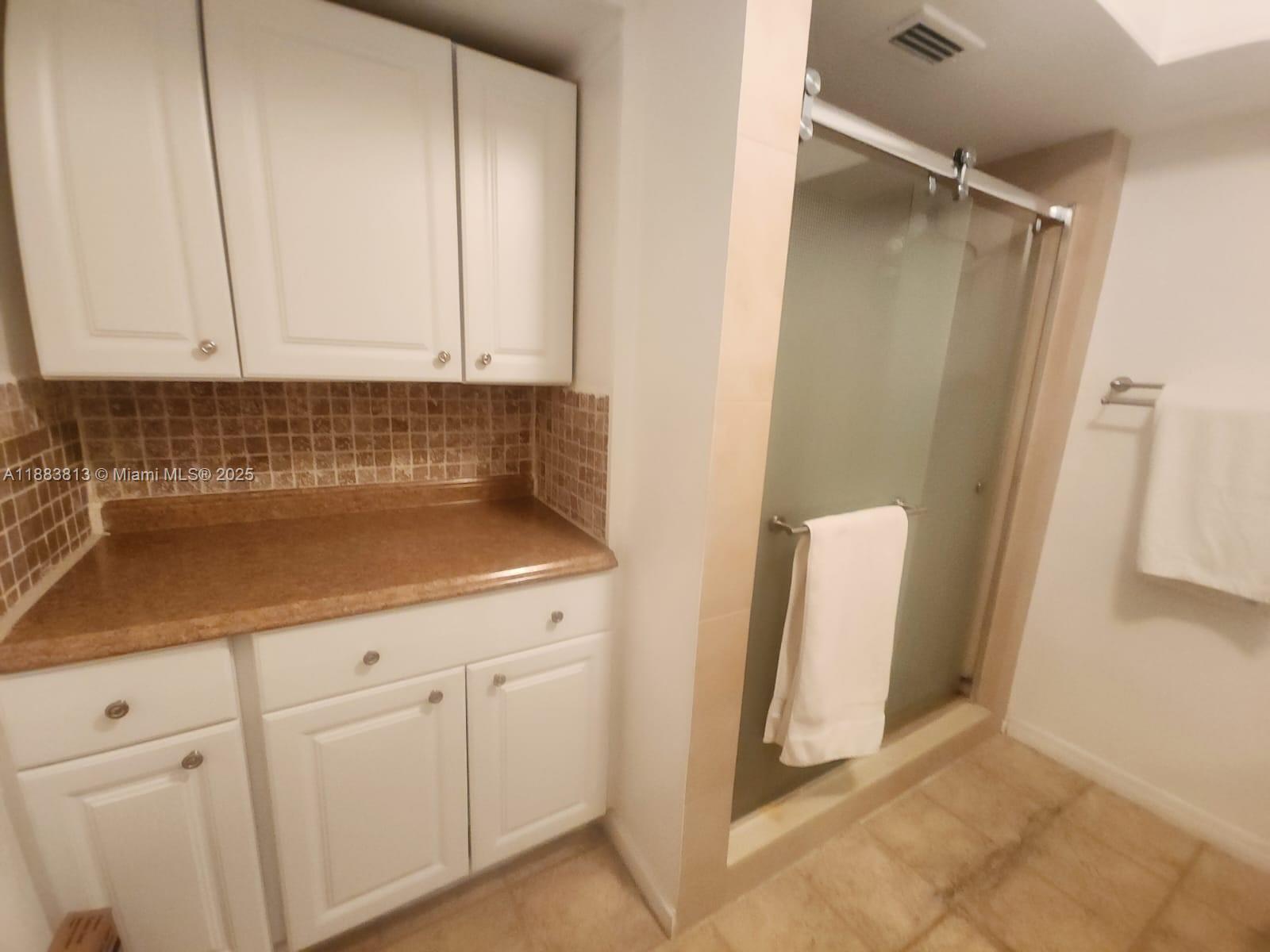 11960 Northeast 19th Drive, Unit 10 North Miami, FL 33181 - Photo 37 of 40