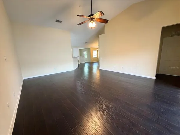 $2,275 | 6425 Agastia Court, Unit 104, Orlando, FL 32835