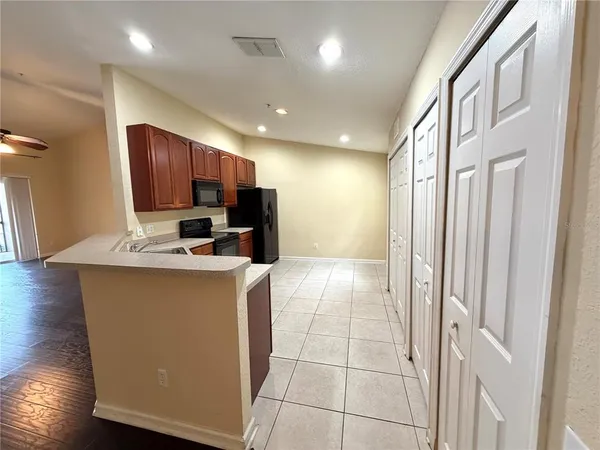 $2,275 | 6425 Agastia Court, Unit 104, Orlando, FL 32835