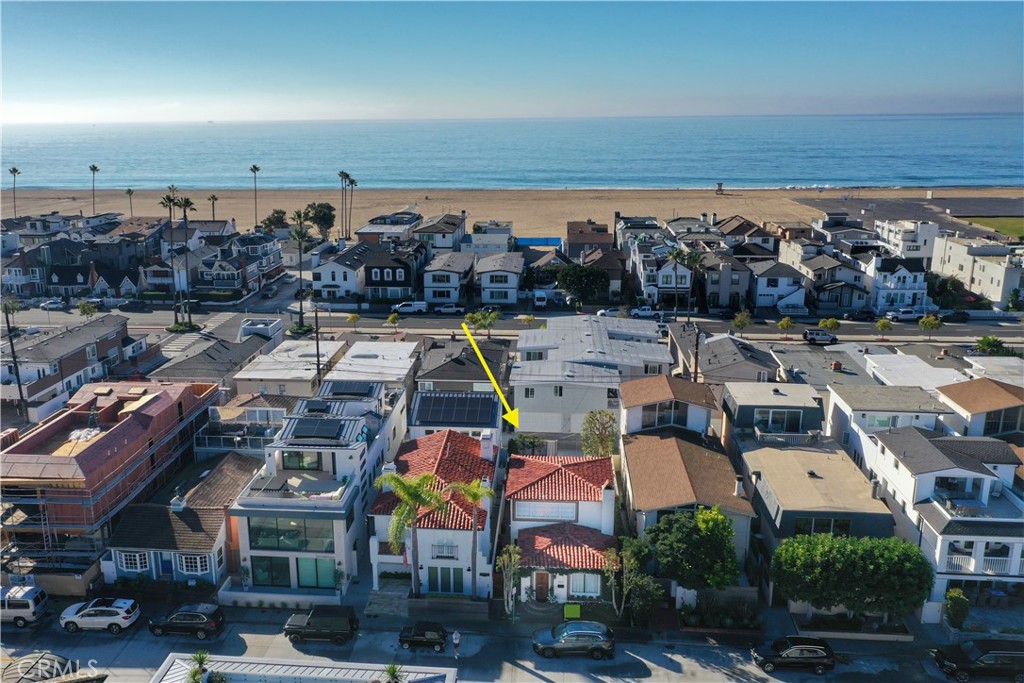 1211 West Bay Avenue Newport Beach, CA 92661 - Photo 23 of 29 a view of a city