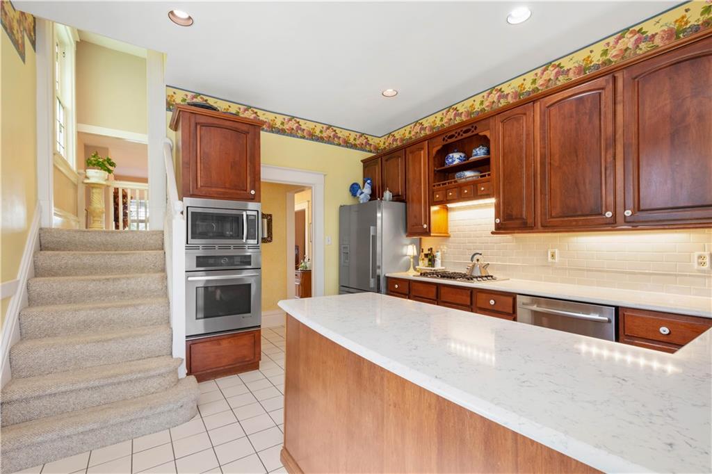 870 East McMurray Road Venetia, PA 15367 - Photo 11 of 25 Gallery Image 11