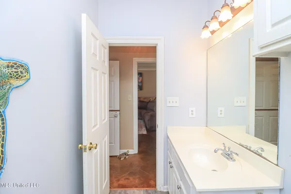 $327,000 | 1230 Misty Lane, Terry, MS 39170