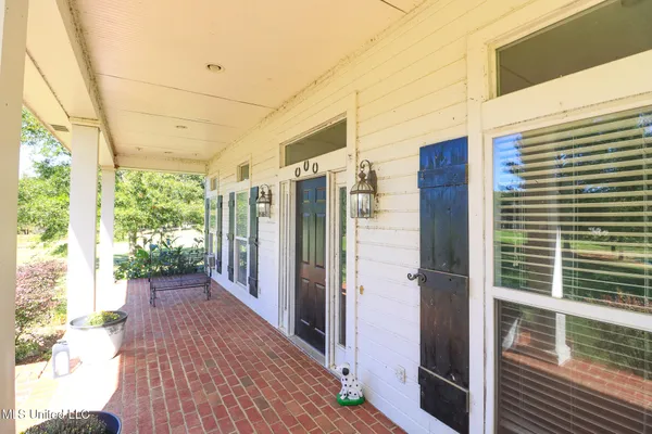 $327,000 | 1230 Misty Lane, Terry, MS 39170