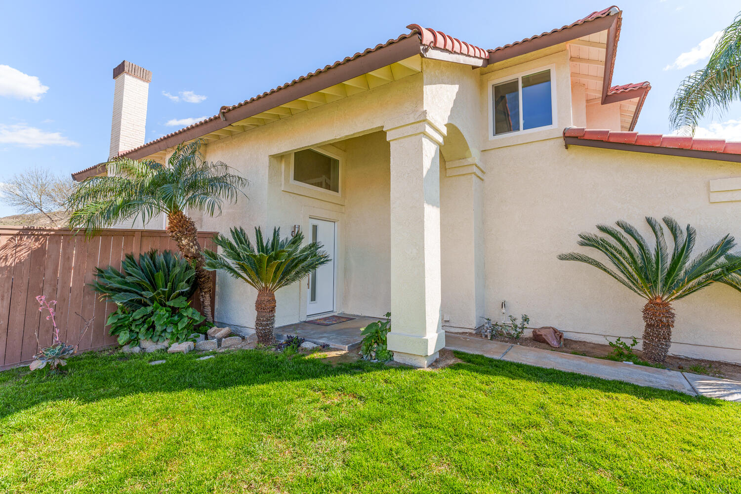3523 April Shower Drive Riverside, CA 92503 - Photo 3 of 42 3523 April Shower Dr-31
