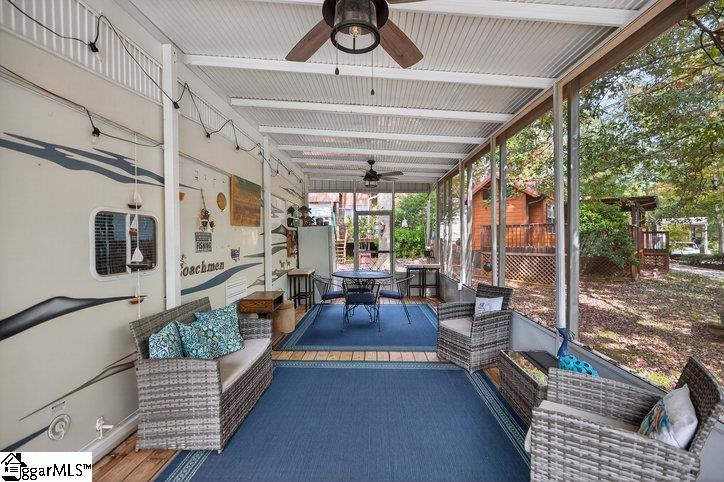 421 Newbury Circle Westminster, SC 29693 - Photo 8 of 36