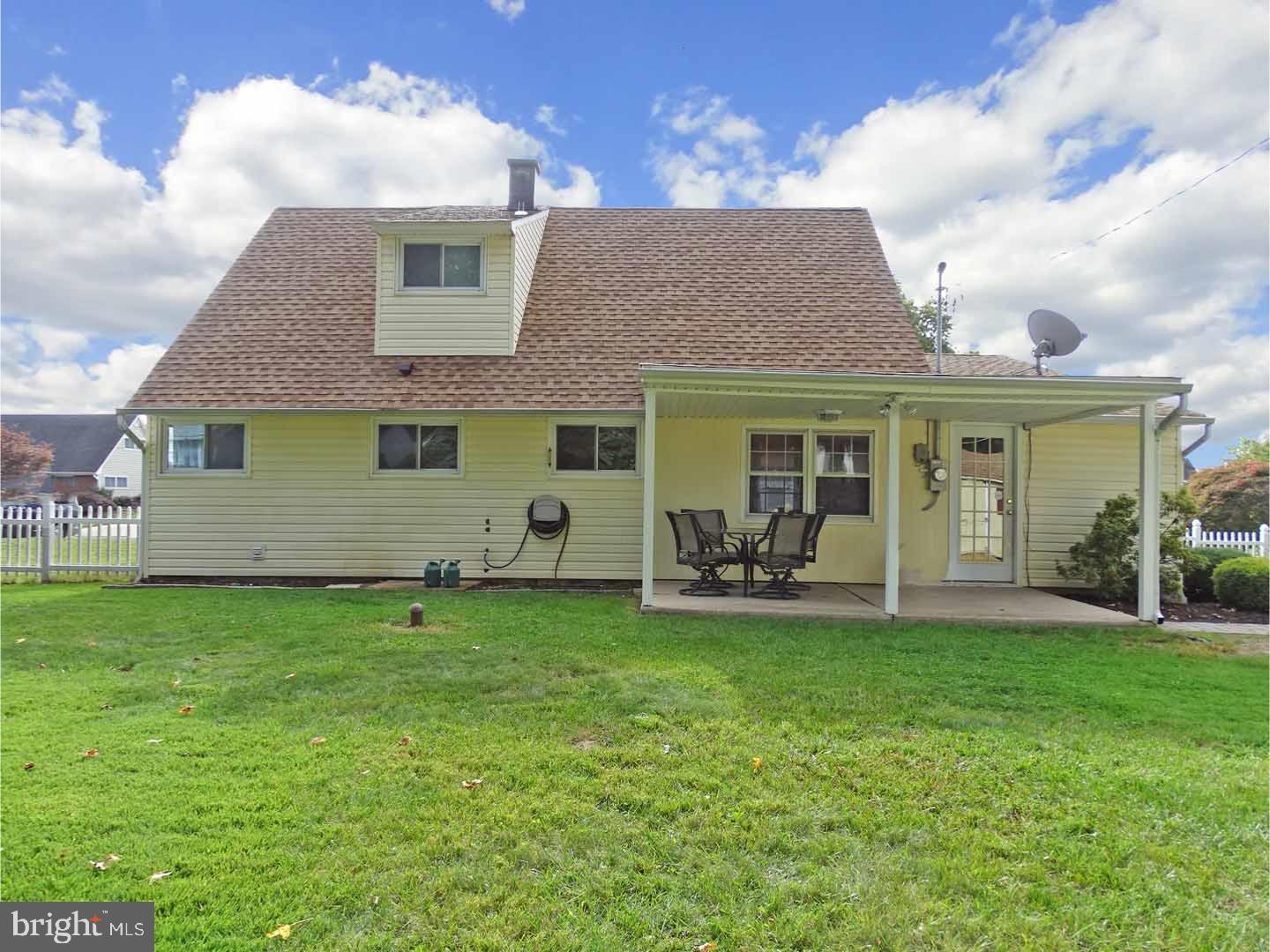 59 Harrow Road Levittown, PA 19056 - Photo 20 of 23 Back Yard