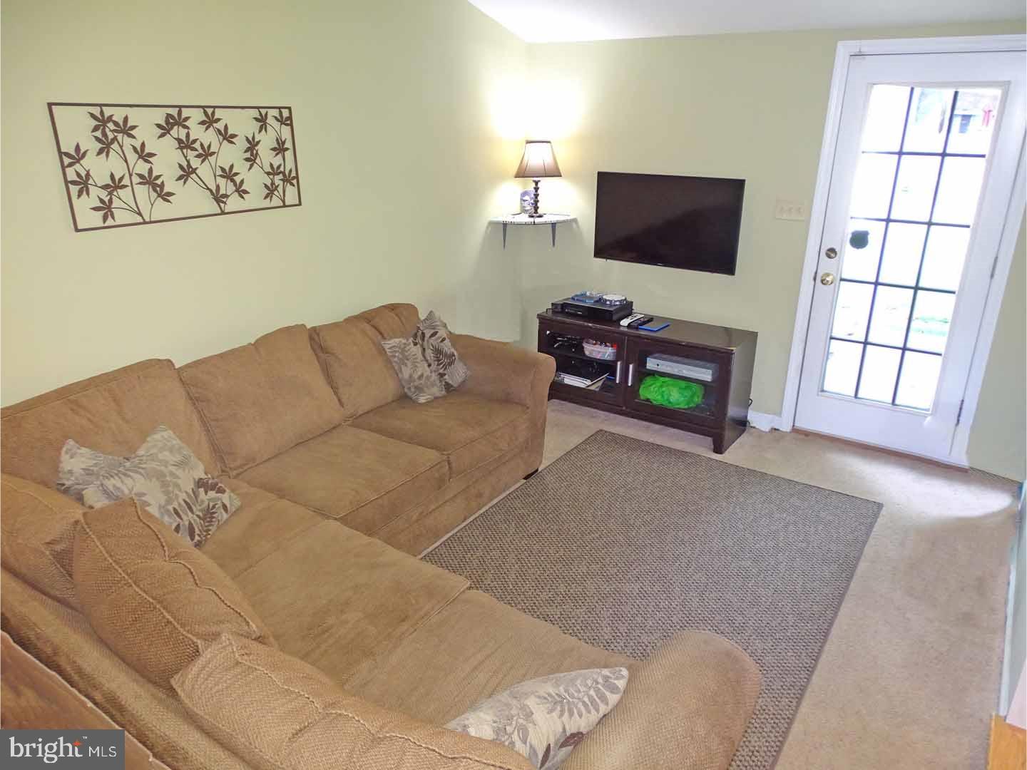 59 Harrow Road Levittown, PA 19056 - Photo 10 of 23 Family Room