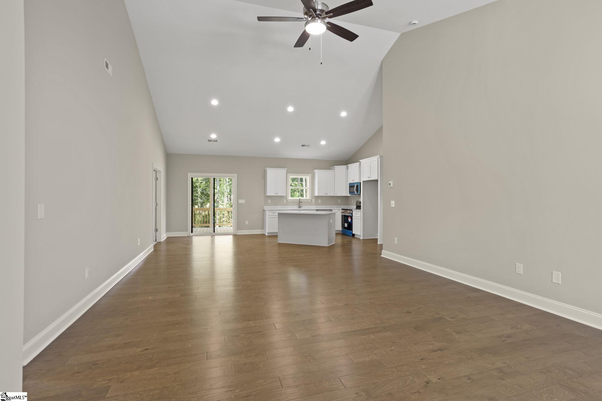 35 Duncan Road Travelers Rest, SC 29690 - Photo 5 of 36 Gallery Image 5