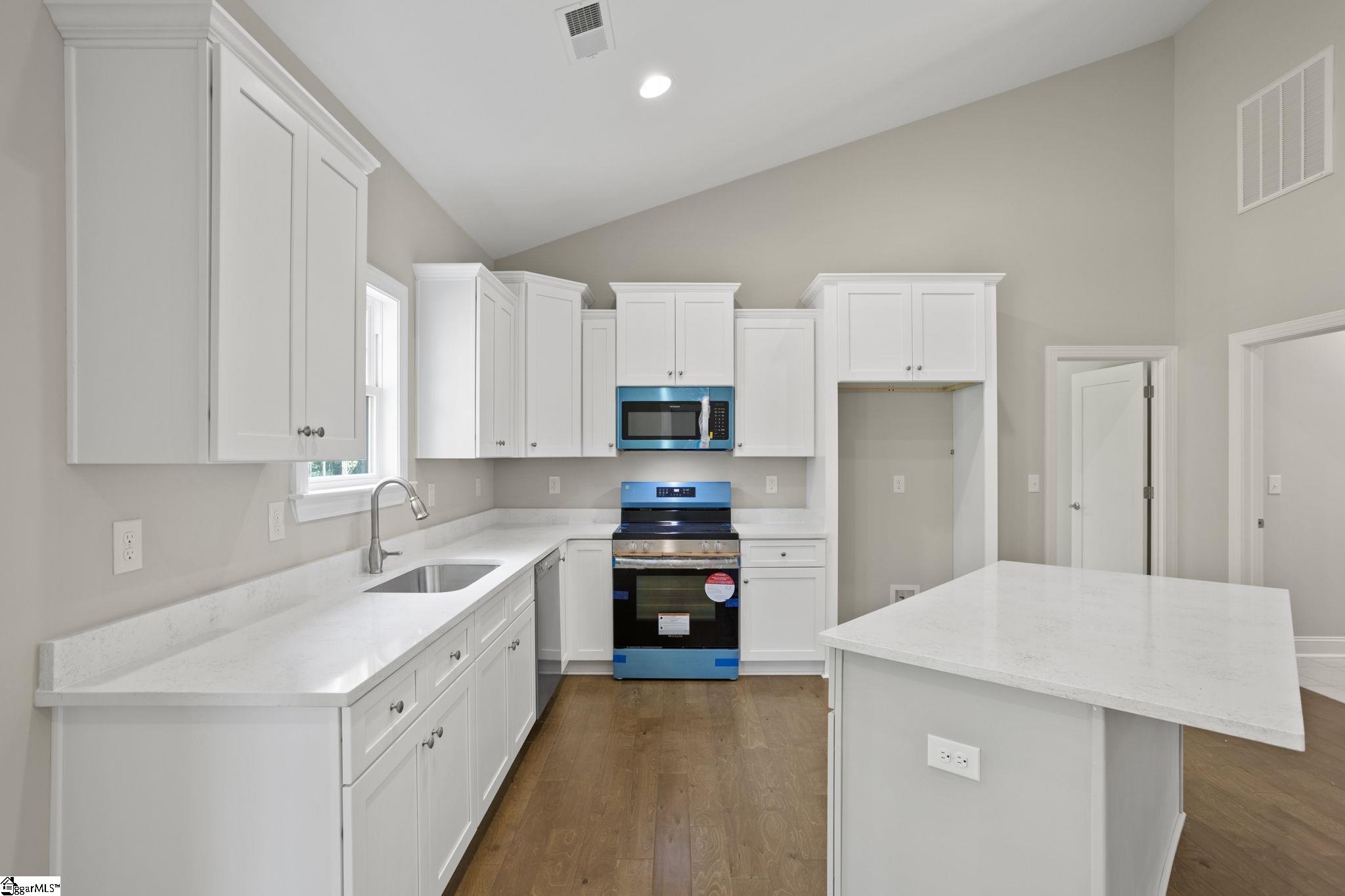 35 Duncan Road Travelers Rest, SC 29690 - Photo 10 of 36 Gallery Image 10