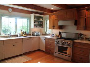 801 Harrington Road Bennington, VT 05257 - Photo 3 of 36