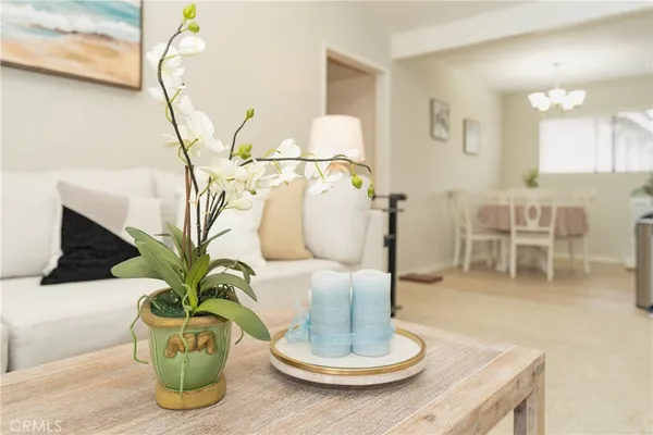 $695,000 | 306 Streamwood, Irvine, CA 92620