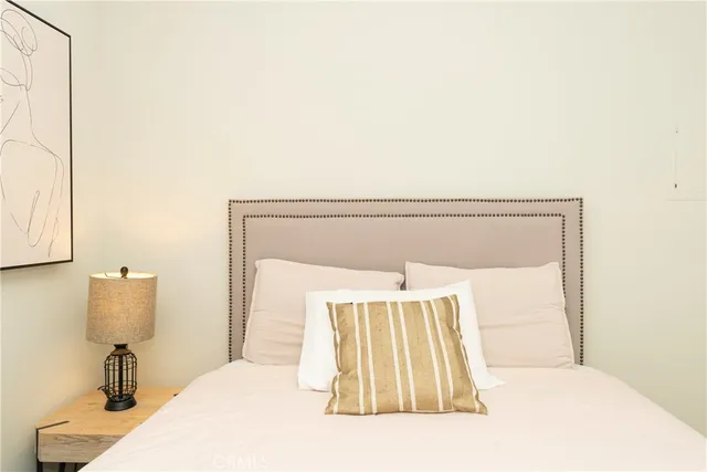 $715,000 | 306 Streamwood, Irvine, CA 92620