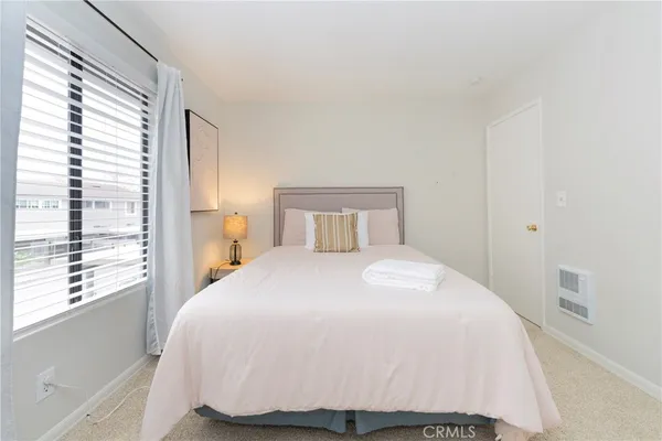 $695,000 | 306 Streamwood, Irvine, CA 92620