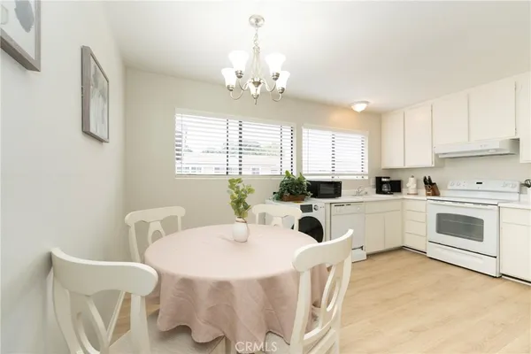 $695,000 | 306 Streamwood, Irvine, CA 92620