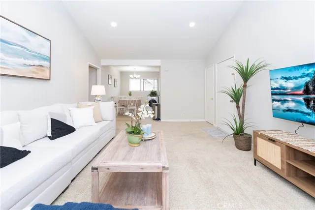 $715,000 | 306 Streamwood, Irvine, CA 92620