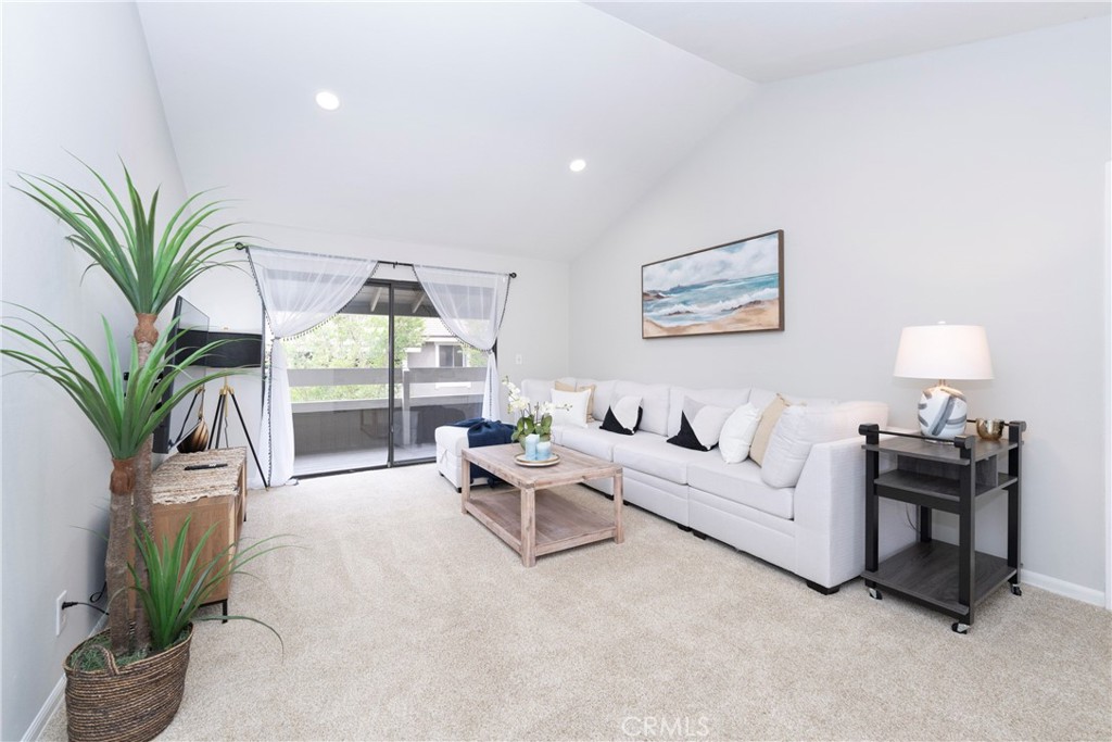 306 Streamwood Irvine, CA 92620 - Photo 10 of 25