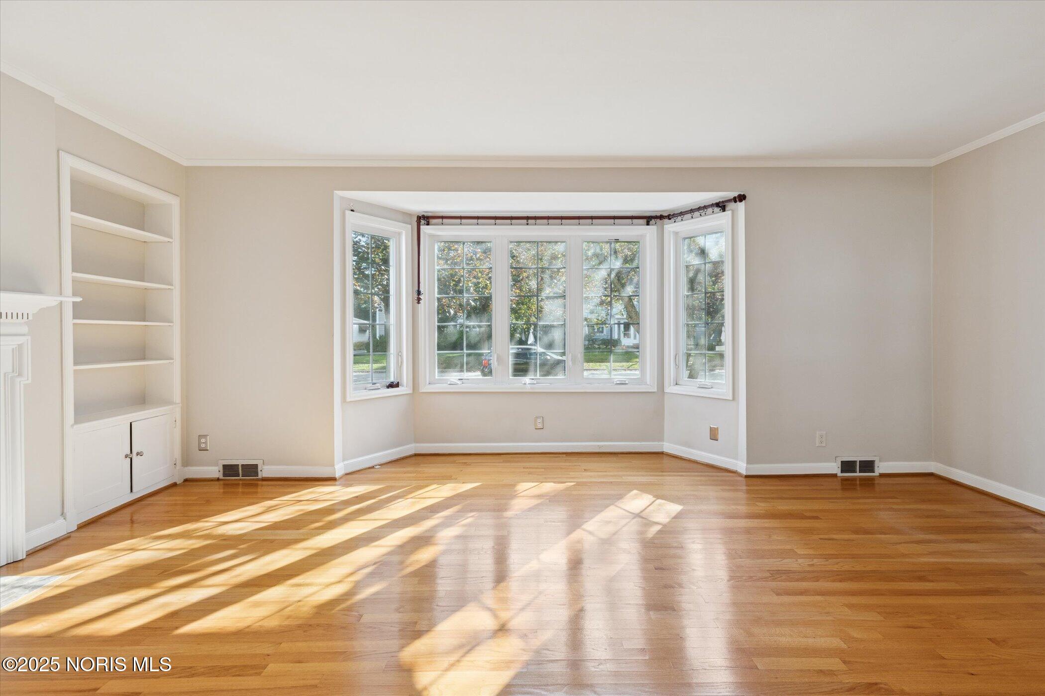3324 Pelham Road Toledo, OH 43606 - Photo 9 of 59 12-3324-Pelham-Rd-WindowStill-Photograph