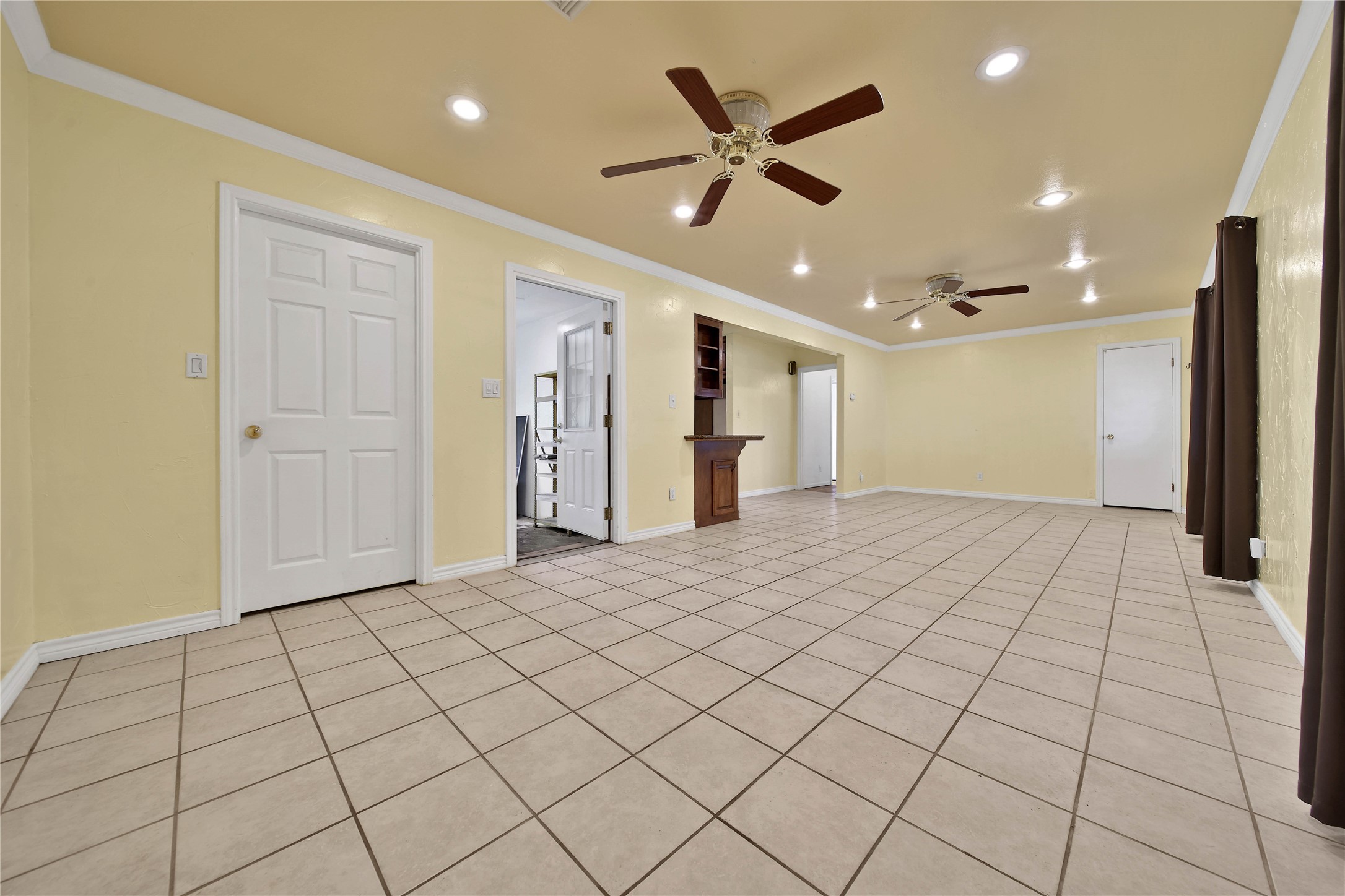 202 Hammond Loop Sweeny, TX 77480 - Photo 7 of 27 Gallery Image 7