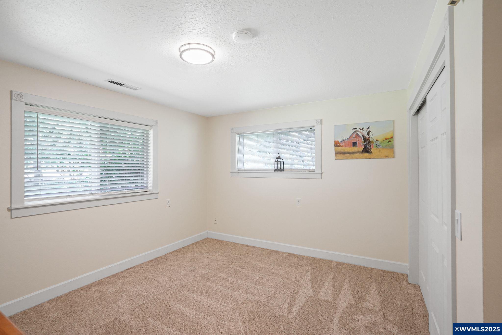 6472 Macleay Road Southeast Salem, OR 97317 - Photo 20 of 49 Gallery Image 20