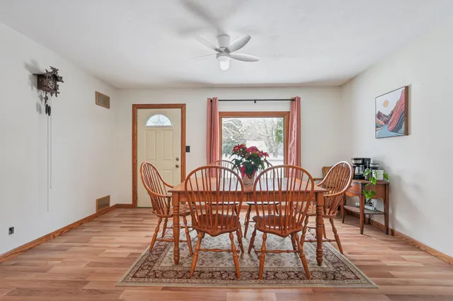 $350,000 | 10047 North Meadow Lane, Mequon, WI 53092