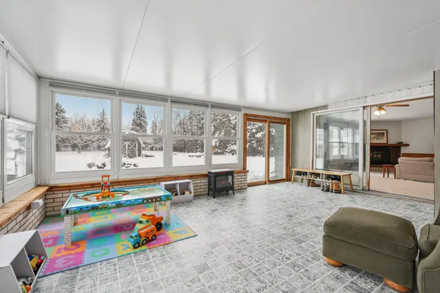 $350,000 | 10047 North Meadow Lane, Mequon, WI 53092