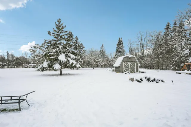 $350,000 | 10047 North Meadow Lane, Mequon, WI 53092