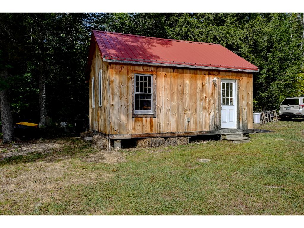 47 Cross Road Henniker, NH 03242 - Photo 11 of 36 Gallery Image 11