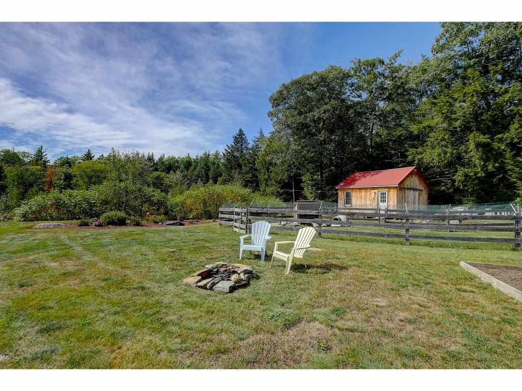 47 Cross Road Henniker, NH 03242 - Photo 12 of 36 Gallery Image 12