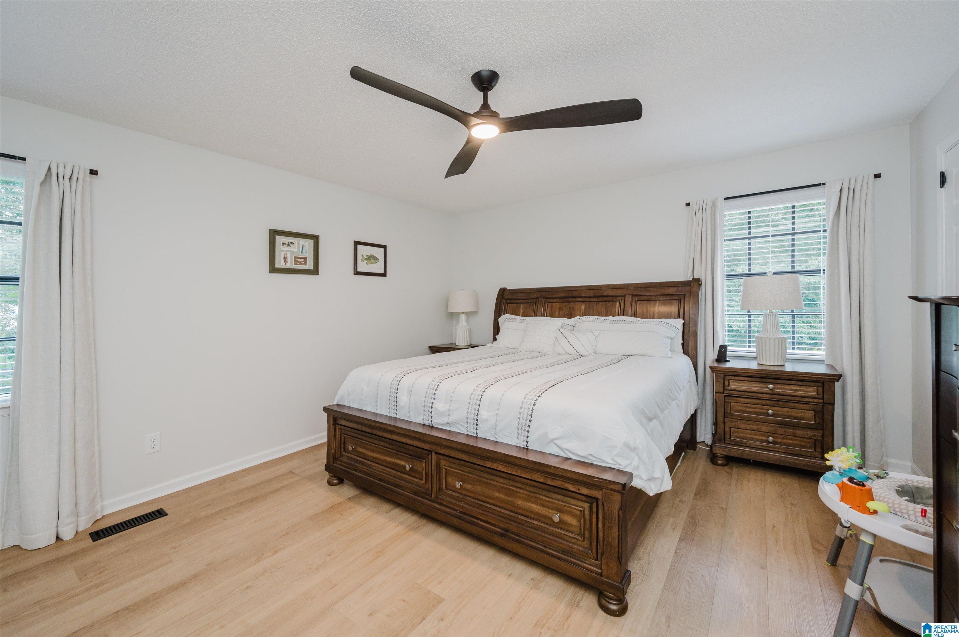 110 Hickory Street Alabaster, AL 35114 - Photo 16 of 39 Gallery Image 16