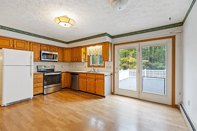 $489,000 | 42 Stoney Acres Road, Pittston, ME 04345