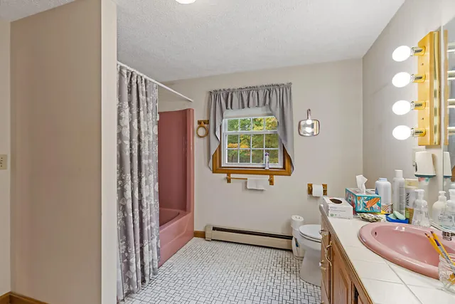 $489,000 | 42 Stoney Acres Road, Pittston, ME 04345