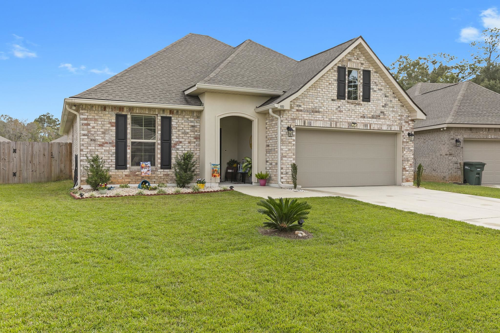 910 Gibson Court Foley, AL 36535 - Photo 1 of 66 Front