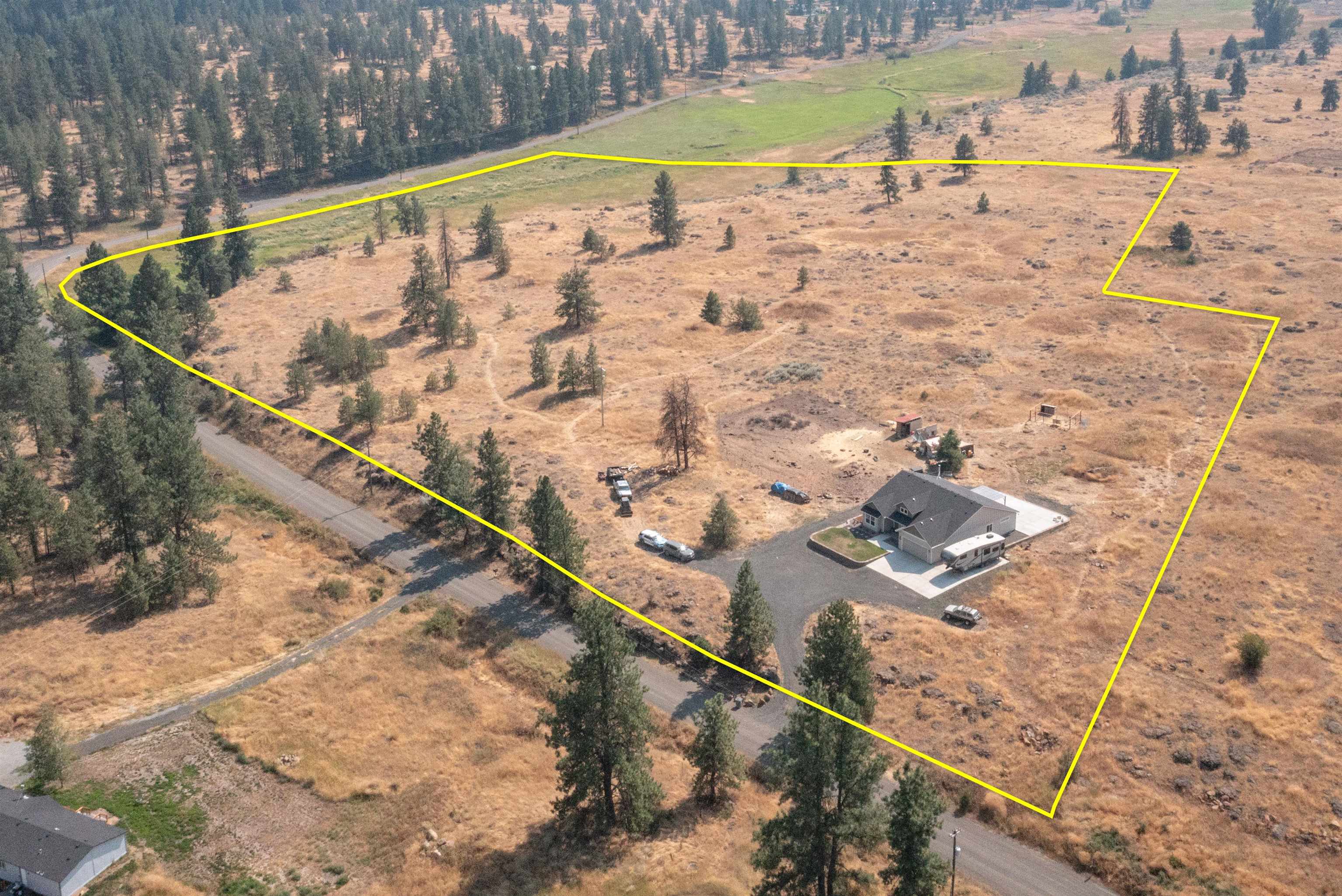 19604 South Harrison Road Edwall, WA 99008 - Photo 3 of 28