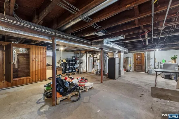 $849,000 | 554 Kingsland Avenue, Lyndhurst, NJ 07071