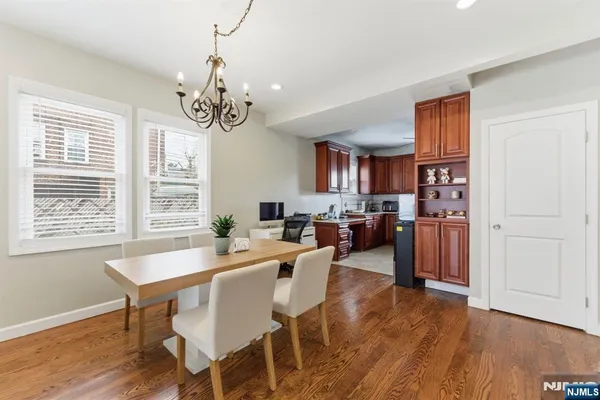 $849,000 | 554 Kingsland Avenue, Lyndhurst, NJ 07071