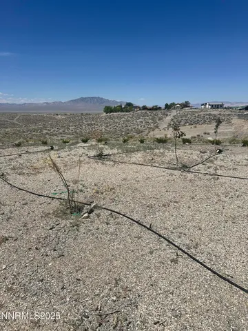$125,000 | 2068 Sierra Vista Drive, Tonopah, NV 89049
