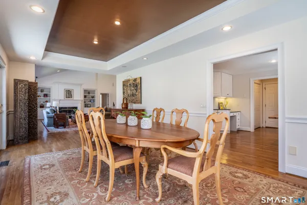 $599,000 | 3 Shirecrest, Unit 3, Avon, CT 06001