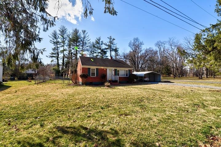 252 River Road Waynesboro, VA 22980 - Photo 3 of 23 Gallery Image 3