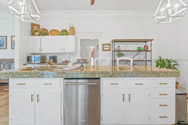 $324,500 | 5349 10th Street, Malone, FL 32445