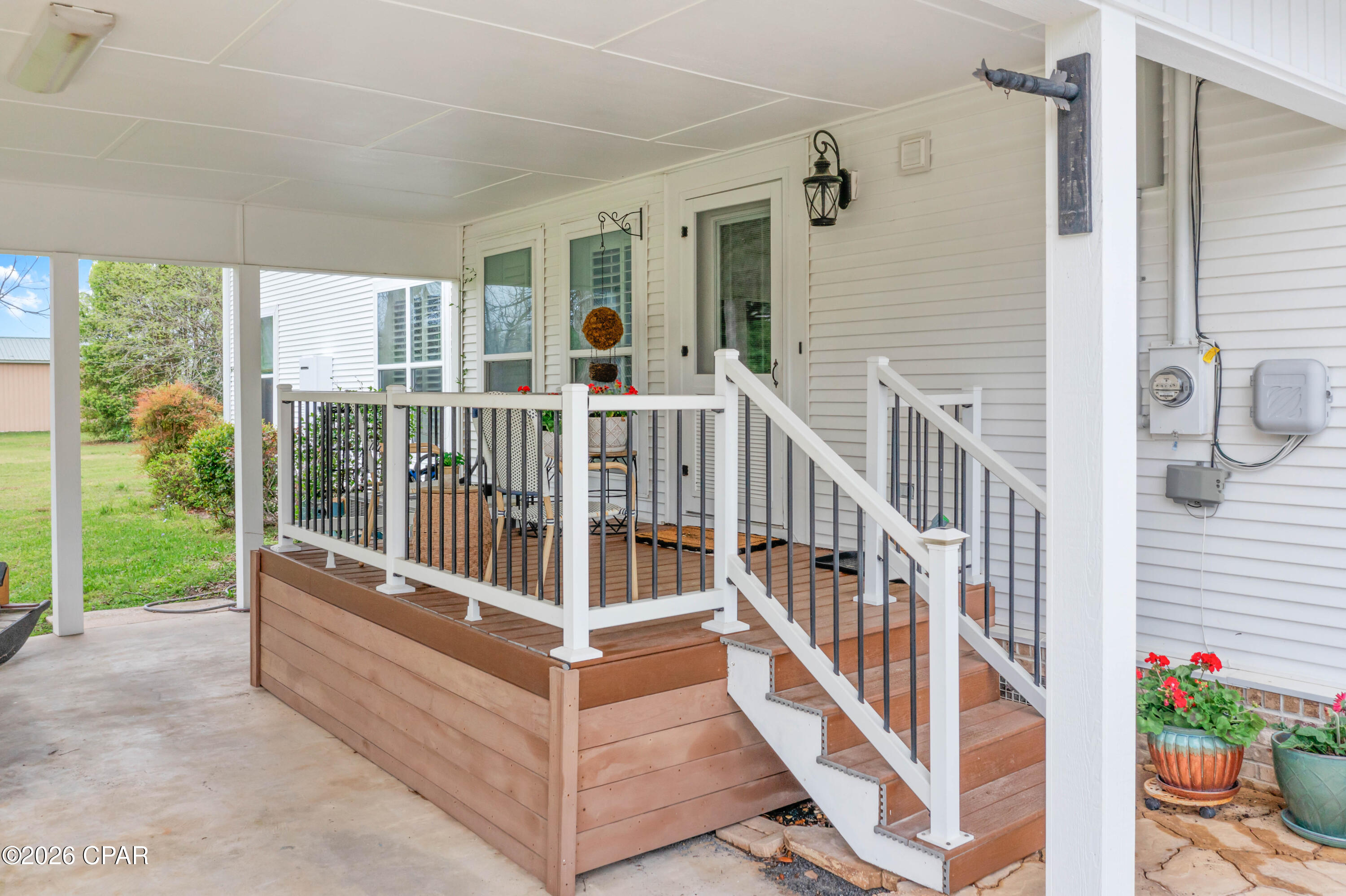 5349 10th Street Malone, FL 32445 - Photo 5 of 44