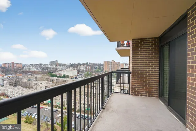 $325,000 | 200 North Pickett Street, Unit 1513, Alexandria, VA 22304