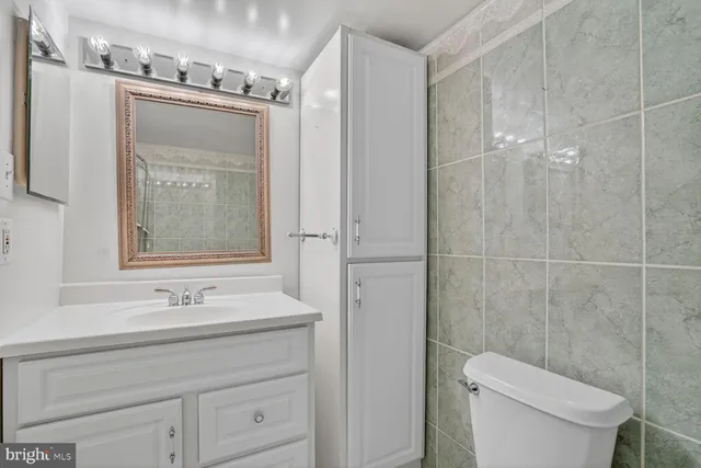 $325,000 | 200 North Pickett Street, Unit 1513, Alexandria, VA 22304