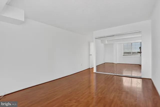 $325,000 | 200 North Pickett Street, Unit 1513, Alexandria, VA 22304